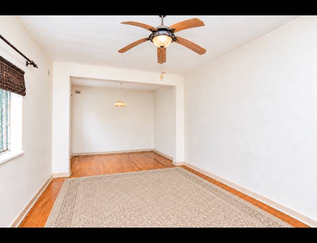 2 BEDROOM APARTMENT FOR SALE IN ESSENWOOD
